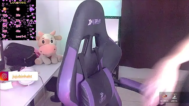 Snapshot of jujubinhahot chatting on March 1, 2025, 9:48 pm jujubinhahot online show from March 1, 2025, 9:48 pm