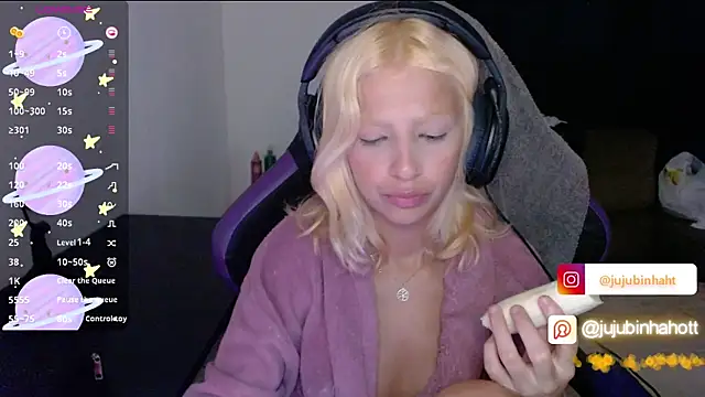 Snapshot of jujubinhahot chatting on December 17, 2025, 8:09 am jujubinhahot online show from December 17, 2025, 8:09 am