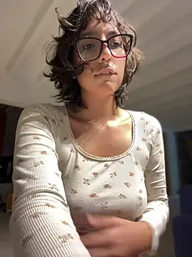 aurora xoxo online show from April 25, 2026, 4:26 am