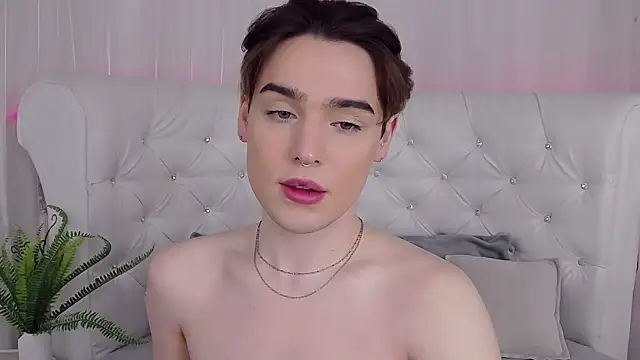 RobbyCharming online show from March 27, 2026, 4:29 am