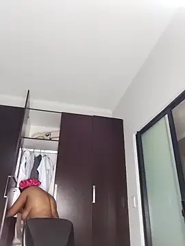 Lalakin90 online show from March 11, 2025, 6:08 pm