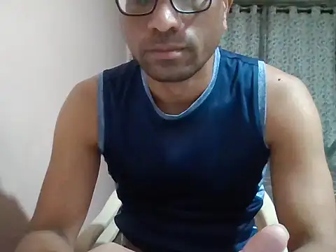 sexx4 online show from October 15, 2025, 8:09 pm