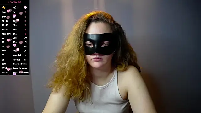 Snapshot of BubbbleGumm chatting on May 7, 2026, 8:14 pm BubbbleGumm online show from May 7, 2026, 8:14 pm