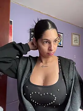 Snapshot of charlotte_stevenss_ chatting on March 11, 2026, 3:18 pm charlotte stevenss online show from March 11, 2026, 3:18 pm