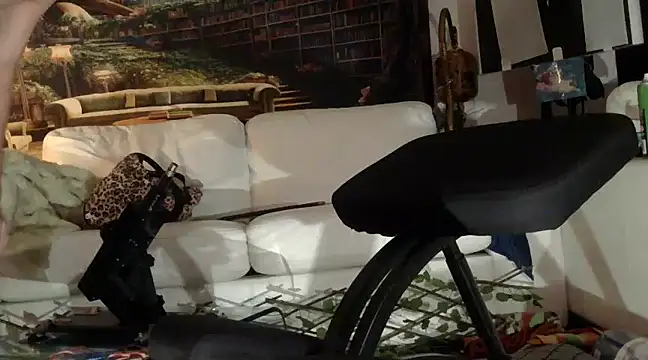 OSIRlS online show from January 6, 2025, 4:34 pm