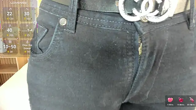 Valentina Ross  online show from September 15, 2025, 12:27 pm