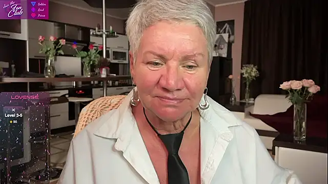 roxana brooks online show from February 26, 2025, 5:50 pm