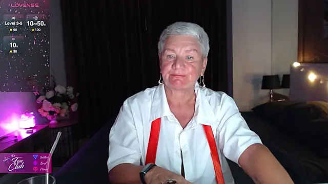 Snapshot of roxana_brooks chatting on January 17, 2026, 2:44 pm roxana brooks online show from January 17, 2026, 2:44 pm