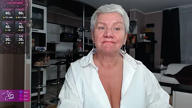 Snapshot of roxana_brooks chatting on February 1, 2026, 7:23 pm roxana brooks online show from February 1, 2026, 7:23 pm