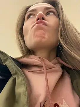 ValenciaShock online show from February 20, 2025, 5:12 am