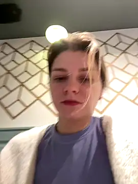 ValenciaShock online show from December 14, 2025, 6:41 am