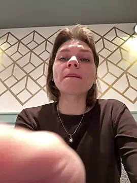 ValenciaShock online show from March 15, 2026, 6:41 am