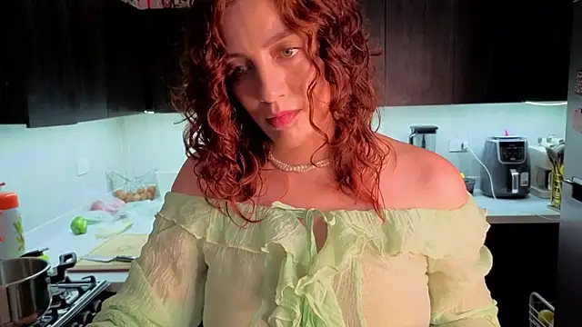 Mala Bad online show from May 6, 2026, 2:44 pm