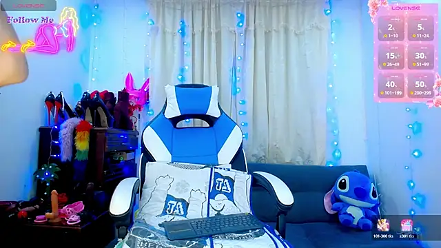 Snapshot of Aleexx___ chatting on December 5, 2025, 9:40 am Aleexx online show from December 5, 2025, 9:40 am