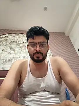 hot rajat online show from May 11, 2026, 4:26 pm