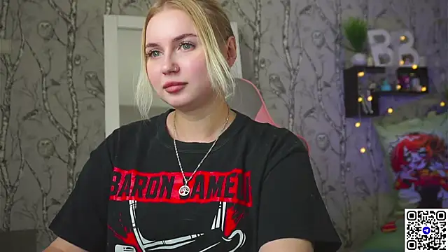 Moon Valkyrie online show from February 2, 2026, 8:02 am