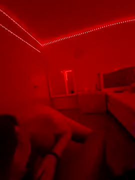 Sweetieboi04 online show from April 22, 2026, 1:34 pm