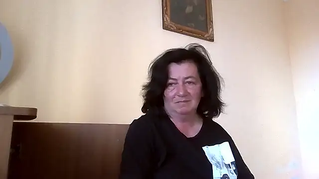 GypsiQueen2 online show from May 30, 2026, 5:10 pm