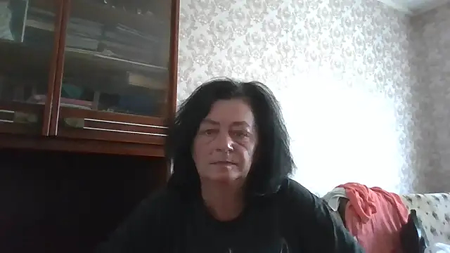 GypsiQueen2 online show from July 3, 2026, 6:09 am