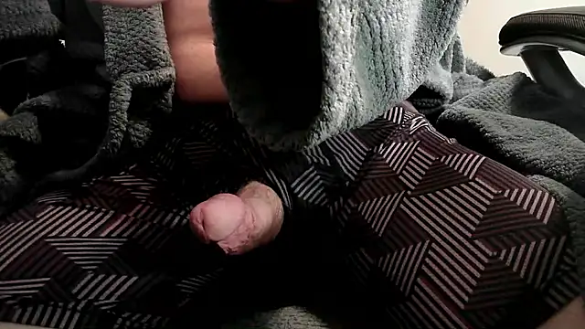 Cheaptriterry online show from September 17, 2025, 1:02 pm