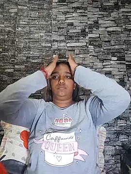 Xindias fantasyX online show from October 28, 2025, 5:37 pm