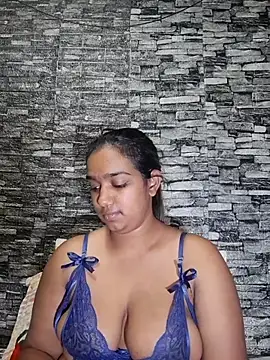 Xindias fantasyX online show from October 29, 2025, 5:14 pm