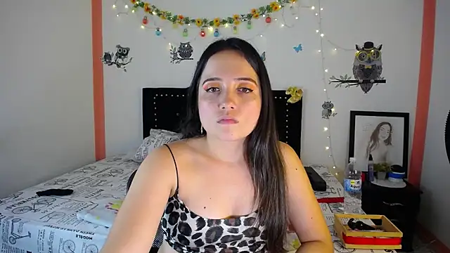 naughty girl 4u online show from January 31, 2025, 10:21 pm