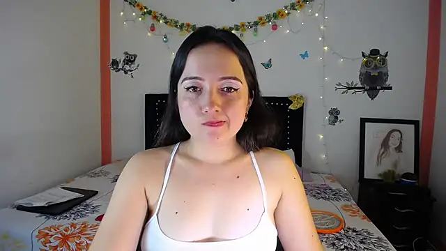 naughty girl 4u online show from March 21, 2025, 5:34 pm