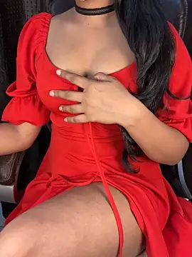 Snapshot of SCHOOL_Girl_0 chatting on February 12, 2025, 4:00 pm SCHOOL Girl 0 online show from February 12, 2025, 4:00 pm