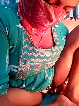 Snapshot of Bengali-boudi chatting on January 19, 2025, 5:39 pm Bengali-boudi online show from January 19, 2025, 5:39 pm