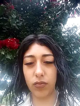 Snapshot of Scarlet_wd18 chatting on February 14, 2025, 5:25 pm Scarlet wd18 online show from February 14, 2025, 5:25 pm