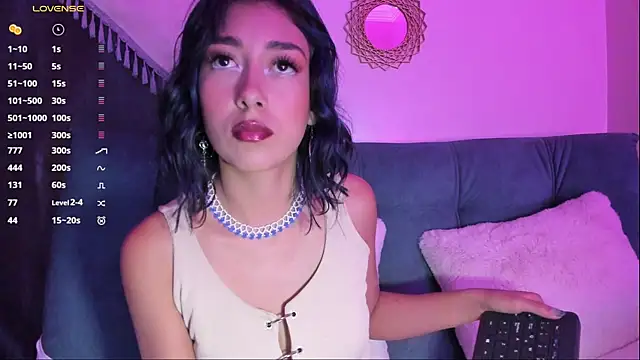 Snapshot of Scarlet_wd18 chatting on September 28, 2025, 6:30 am Scarlet wd18 online show from September 28, 2025, 6:30 am