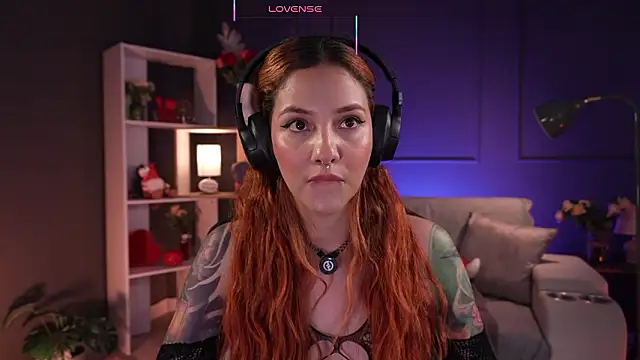 RedJasmine  online show from March 13, 2026, 11:33 pm