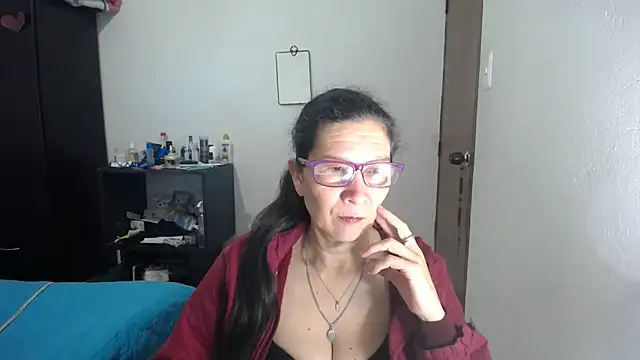 latin49 online show from October 29, 2025, 4:04 am