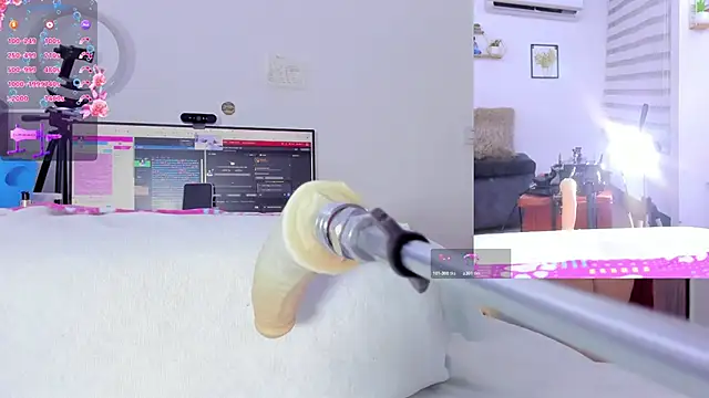 Soraya Davis online show from November 2, 2025, 9:22 am