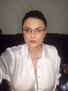 Snapshot of sweetychloelle chatting on March 2, 2025, 5:04 pm sweetychloelle online show from March 2, 2025, 5:04 pm