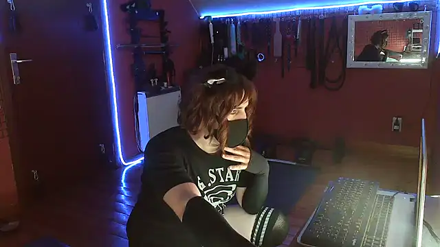 Snapshot of Ginny-the-bdsm-nympho chatting on April 16, 2026, 5:03 pm Ginny-the-bdsm-nympho online show from April 16, 2026, 5:03 pm