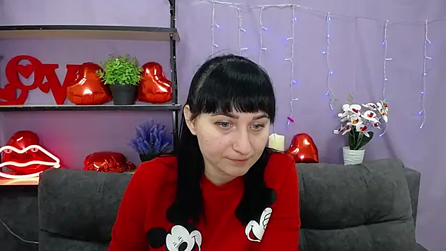 NinaFlawlees online show from March 5, 2025, 7:06 pm