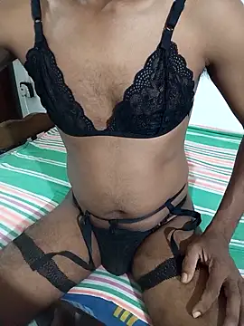robinsan1010 online show from May 26, 2026, 4:58 pm