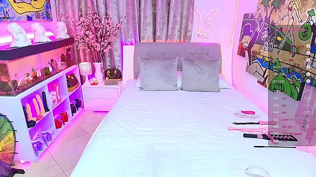 Snapshot of tattooBabyxxx chatting on November 6, 2025, 9:37 pm tattooBabyxxx online show from November 6, 2025, 9:37 pm