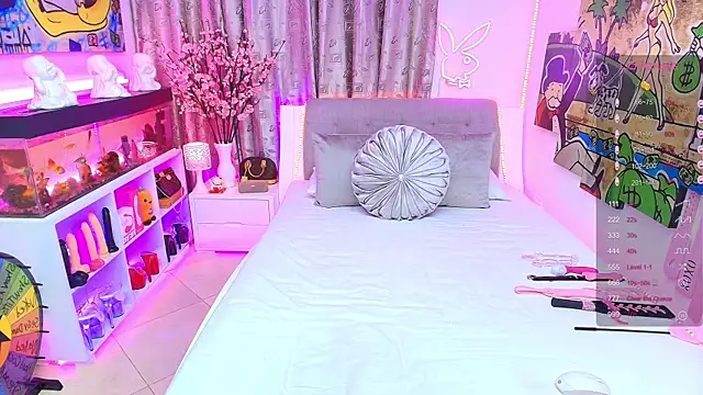 Snapshot of tattooBabyxxx chatting on November 15, 2025, 8:27 pm tattooBabyxxx online show from November 15, 2025, 8:27 pm