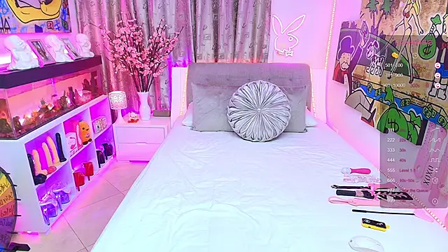 Snapshot of tattooBabyxxx chatting on December 2, 2025, 9:10 pm tattooBabyxxx online show from December 2, 2025, 9:10 pm