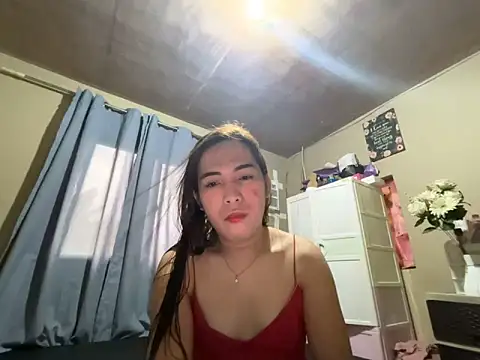 Msyensmith online show from May 27, 2026, 5:04 am