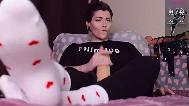 Luna Blake online show from December 8, 2024, 8:47 pm