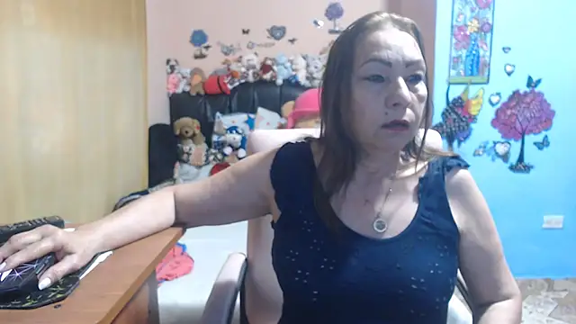 Snapshot of milfeddy_ chatting on May 6, 2026, 11:48 am milfeddy online show from May 6, 2026, 11:48 am
