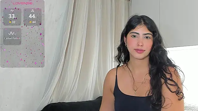 Gaby zahir  online show from May 7, 2026, 3:23 am