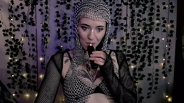 risha laas online show from April 17, 2026, 8:34 pm