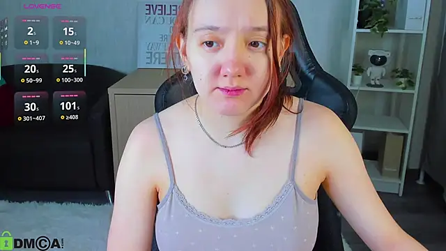 Snapshot of Fera1_Berry chatting on February 26, 2026, 12:20 am Fera1 Berry online show from February 26, 2026, 12:20 am