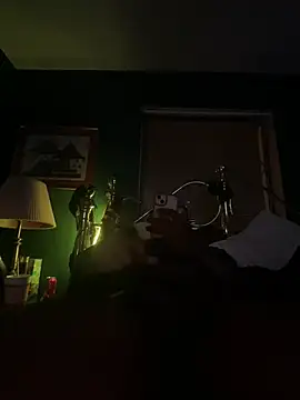 Snapshot of sukisnpaii chatting on April 10, 2026, 11:04 am sukisnpaii online show from April 10, 2026, 11:04 am