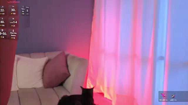 BrookeMiller online show from September 18, 2025, 7:05 pm